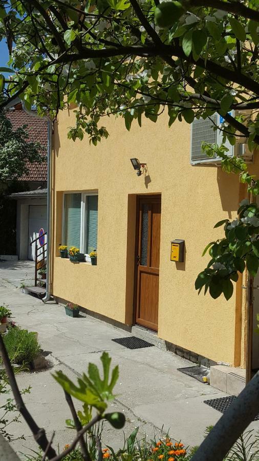 Center Apartment Dunja Subotica Ngoại thất bức ảnh